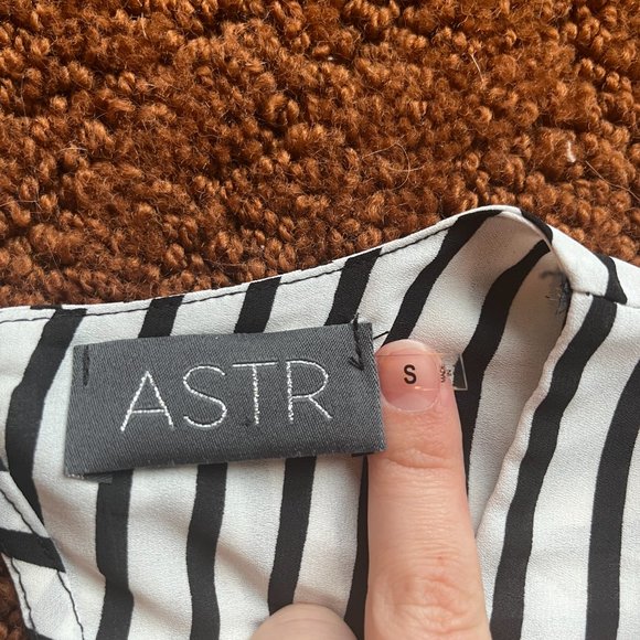 ASTR Striped Layered Tank Top - Picture 5 of 5